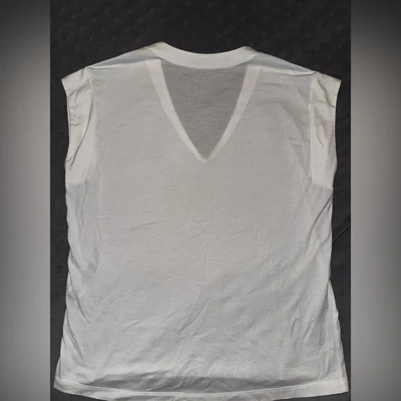 FRAME "Le Mid Rise" V-neck Tee - Picture 5 of 6